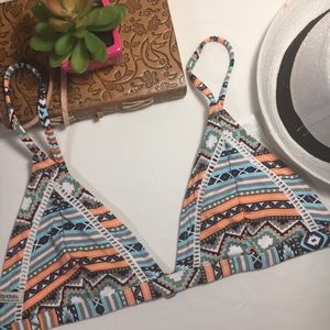 NWOT Rhythm Women’s Bathing Suit Bikini Top